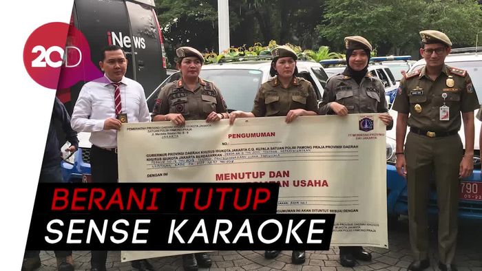 Teleconference dari Istanbul, Anies Puji Ibu-ibu Satpol PP