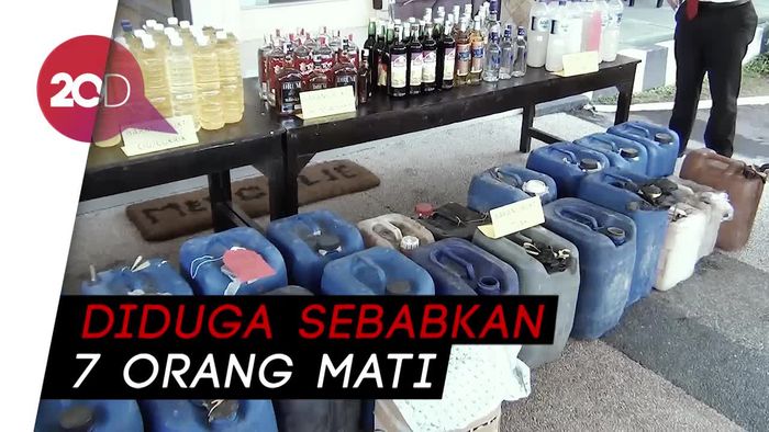 Polres Banyuwangi Ringkus Pengedar Miras Oplosan Berbahaya!