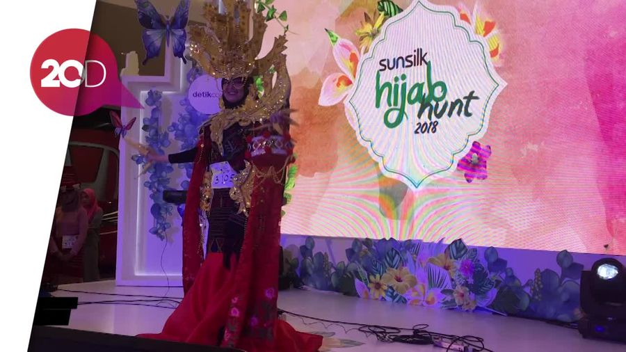 Cantiknya Peserta Hijab Hunt Medan dalam Balutan Ulos