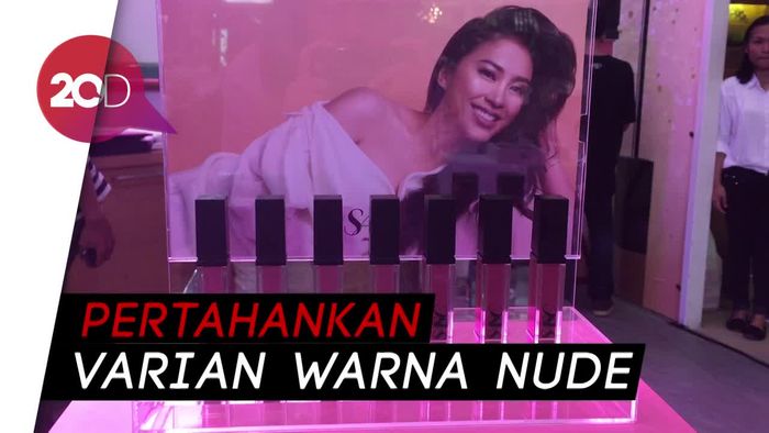 Lipstik Warna Nude Masih Jadi Tren di 2018