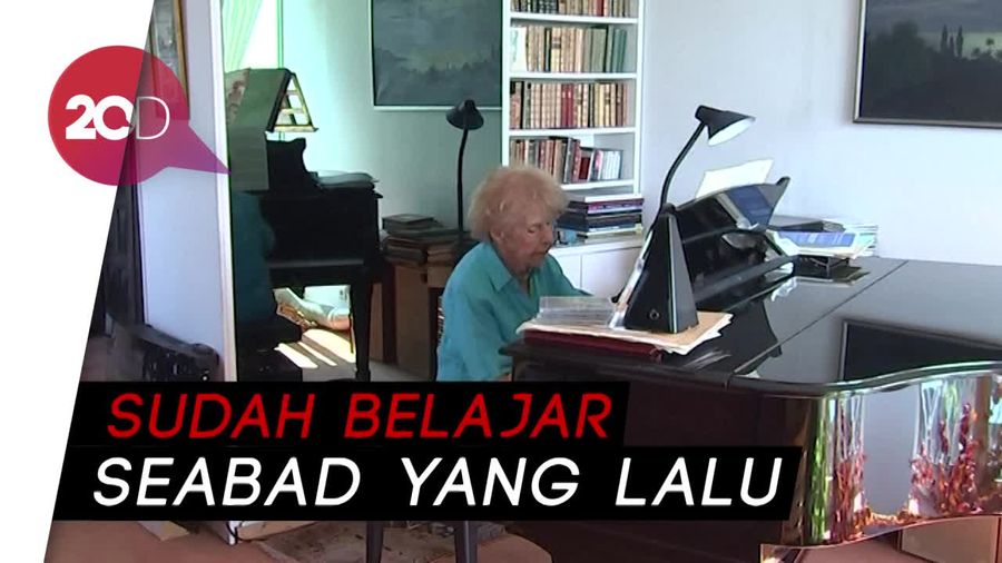 Nenek 103 Tahun Ini Jago Banget Main Piano