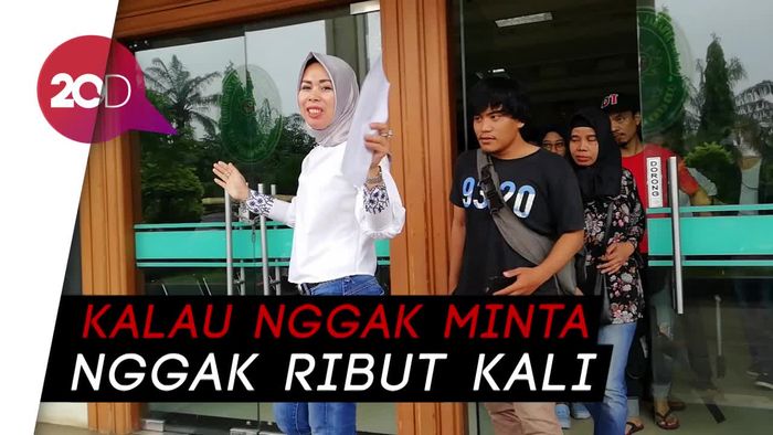 Anita Dewi Sebut Abdee Minta Cerai karena Tekanan Orang Ketiga