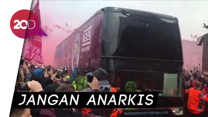 Klopp Peringatkan Fans Liverpool untuk Jaga Sikap