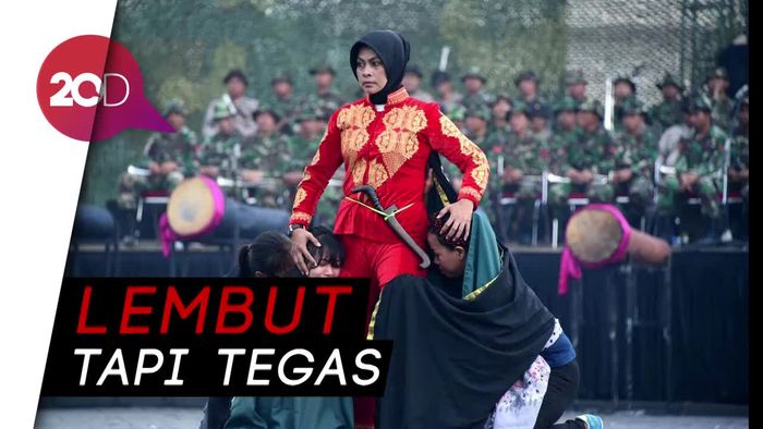 Jokowi Puji Prajurit TNI-Polri Wanita