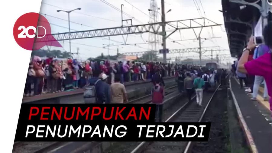 Stasiun Bogor Pagi Ini