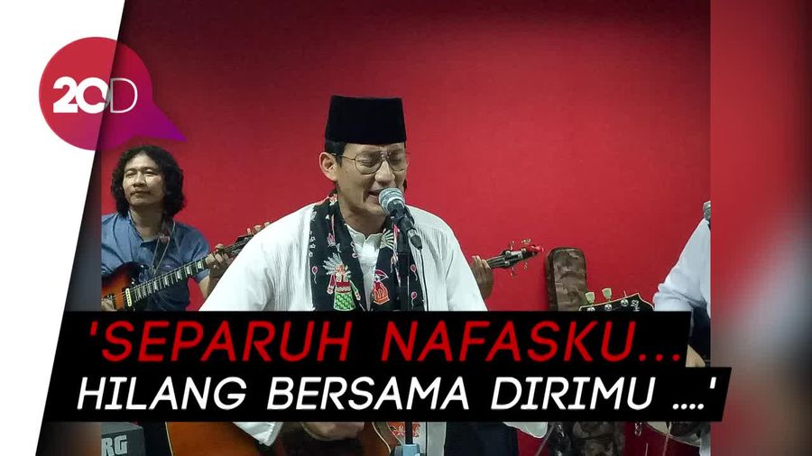 Bawakan Separuh Nafas, Ini Gaya Sandi Ngeband Bareng Ajudan