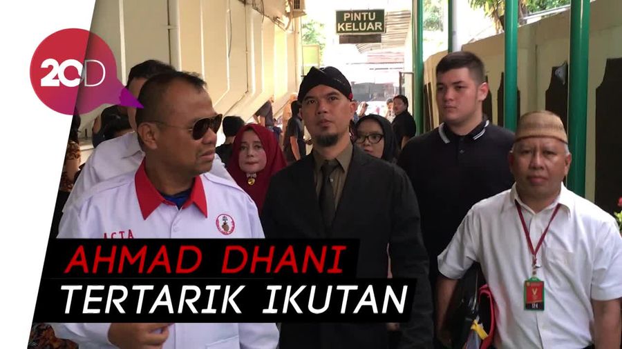 Ahmad Dhani Akan Ikut CFD Pakai Kaos #2019GantiPresiden