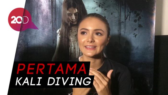 Cerita Amanda Rawles yang Bertemu Hiu Saat Diving