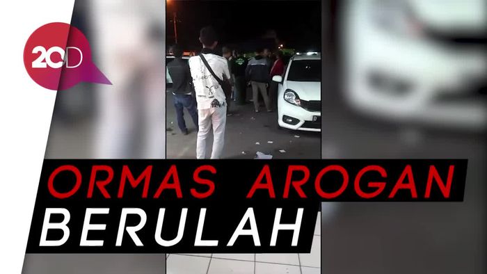 Video saat Anggota TNI Dikeroyok Ormas