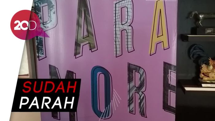 Sempat Batal Konser, Kondisi Vokalis Paramore Saat Itu Parah
