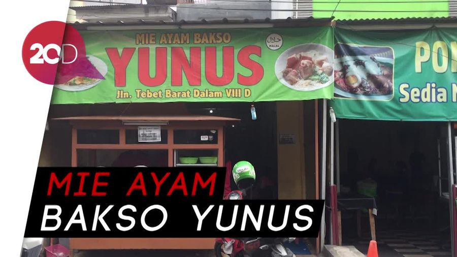Menjajal Mie Ayam Favorit Krisdayanti dan Yuni Shara