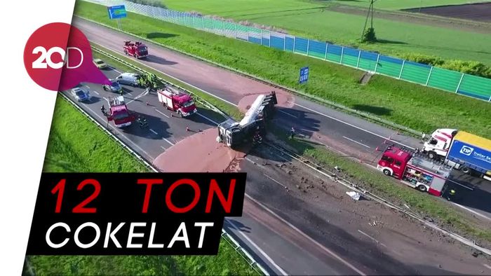 Jalan di Polandia Penuh Tumpahan Cokelat