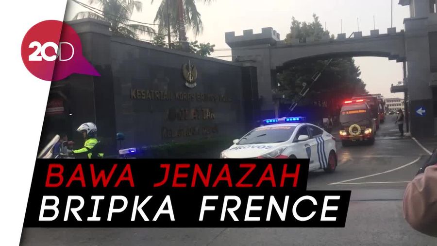 Iring-Iringan Mobil Jenazah Keluar Dari Mako Brimob