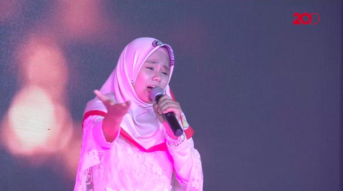20 Besar Makassar - Dakwah 3 Bahasa Ika Kartikawana