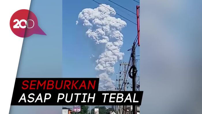 Gunung Merapi Erupsi 