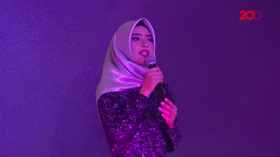 20 Besar Makassar - Tangis Nycta Gina untuk Puisi Marwah