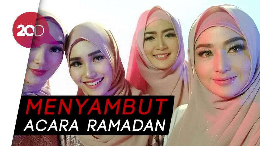 Cantiknya Dewi Persik Kenakan Hijab