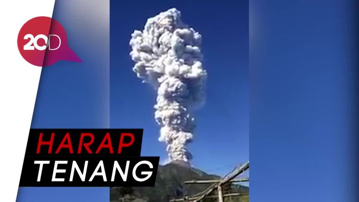 Merapi Keluarkan Asap, Netizen Ramai Berdoa