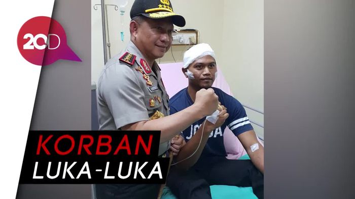 Kapolri Jenguk Polisi yang Sempat Disandera Napi Teroris