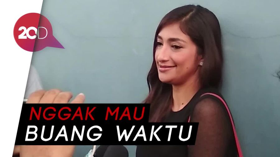 Lama Tak Terlihat di Layar Kaca, Rahma Azhari Sibuk Urus Anak