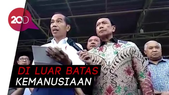 Jokowi: Bom Gereja Surabaya Biadab!