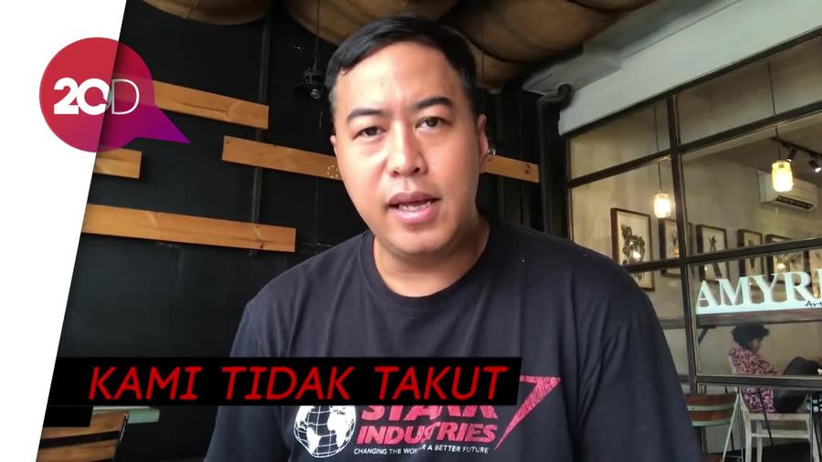 Pandji Pragiwaksono Lawan Teroris Melalui Musik