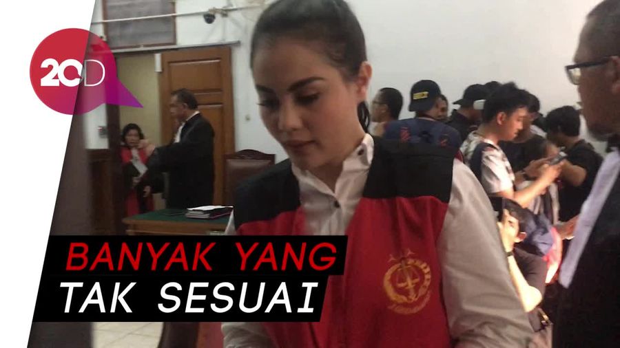 Jennifer Dunn Mencabut Beberapa Keterangan Dakwaan