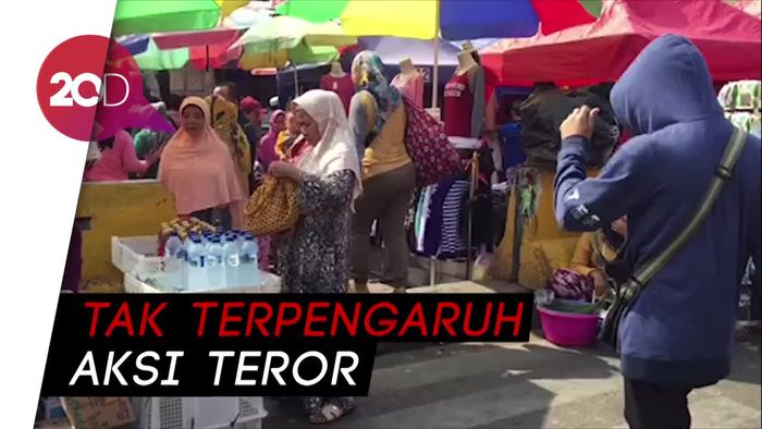 Penuh Sesak Pasar Tanah Abang Jelang Ramadan