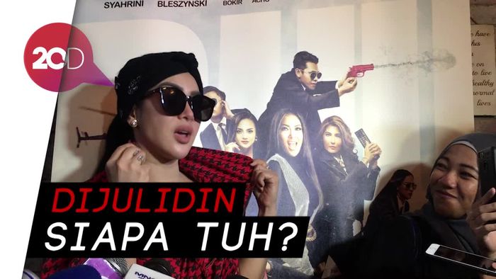 Mau Cerita soal Presenter TV yang Julid, Syahrini Ditegur