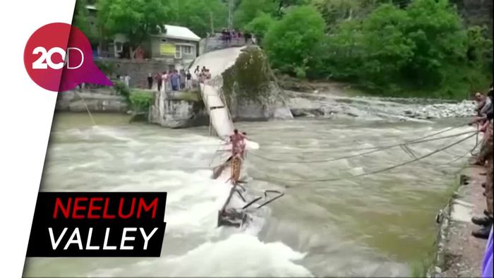 Jembatan di Lokasi Wisata Pakistan Ambruk, 7 Tewas