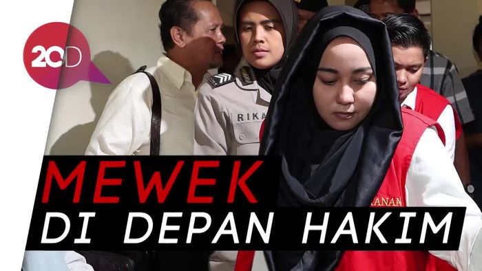 Bacakan Pleidoi: Andika Ngaku Tak Bersalah, Anniesa Menangis