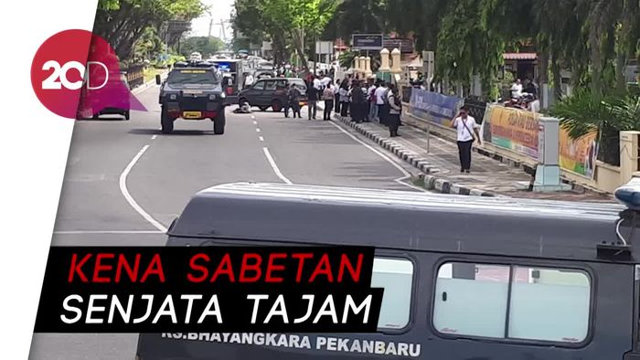 Polda Riau Diserang Terduga Teroris, 2 Polisi Terluka