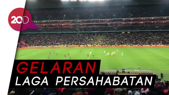 Barcelona Mainkan Laga Perayaan 100 Tahun Nelson Mandela