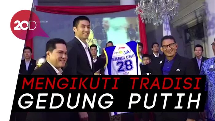 Sandiaga Mulai Tradisi Selebrasi Juara