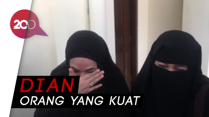 Tangis Sahabat Dian Rositaningrum yang Hadir Sebagai Saksi