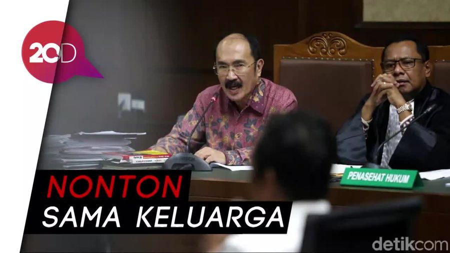 Cerita Pertemuan Fredrich-Novanto dan Hobi Nonton Film Bioskop