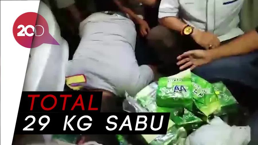 Modus Baru, Selundupkan Narkoba di Sasis Mobil