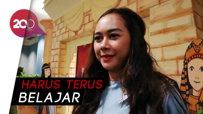 Belum Siap Berhijab, Aura Kasih Ingin Dalami Islam Lebih Jauh