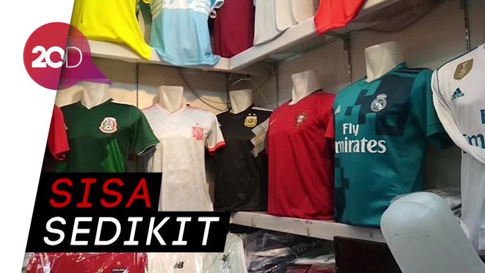 Wuih! Jersey Tim Jerman Ludes Terjual di Tanah Abang