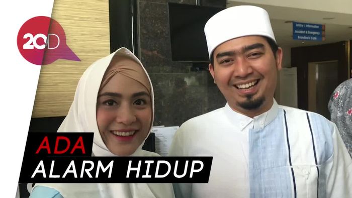 Kehadiran Bayi Kembar Ramaikan Ramadan Keluarga Ustaz Solmed
