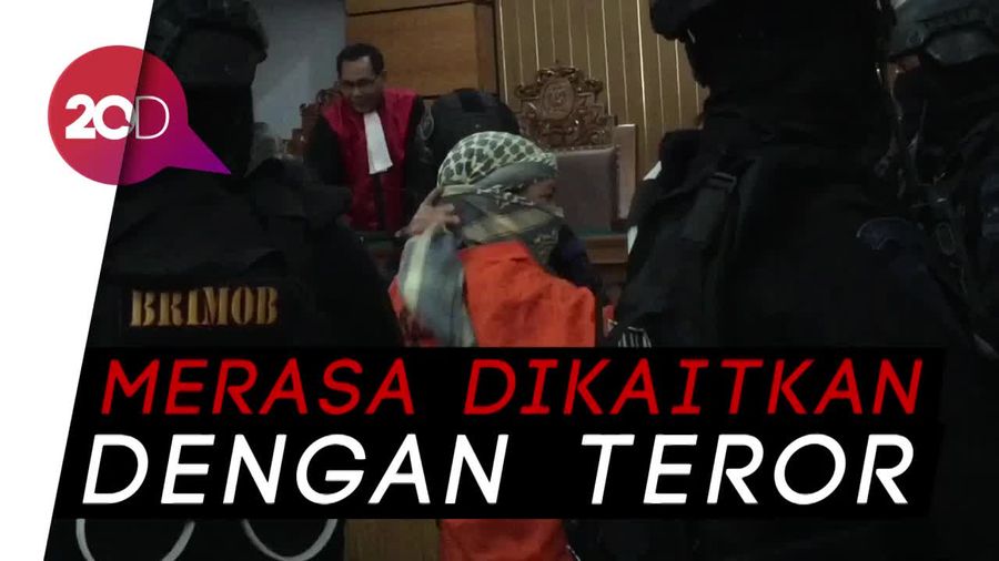 Pledoi Terdakwa Aman: Ada Peran Politik di Balik Penghukumannya