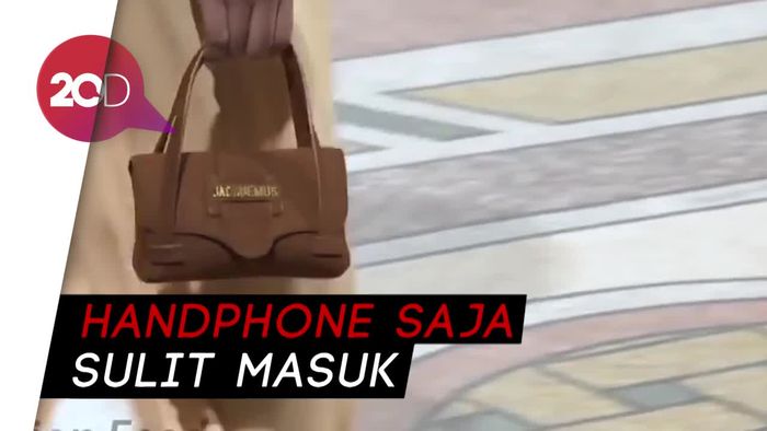 Lagi Tren! Tas Super Kecil dengan Harga Fantastis