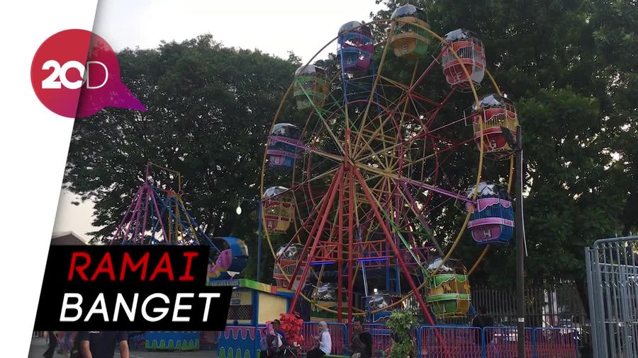 Wihiw! Pengunjung Berburu Diskon di Jakarta Fair 2018