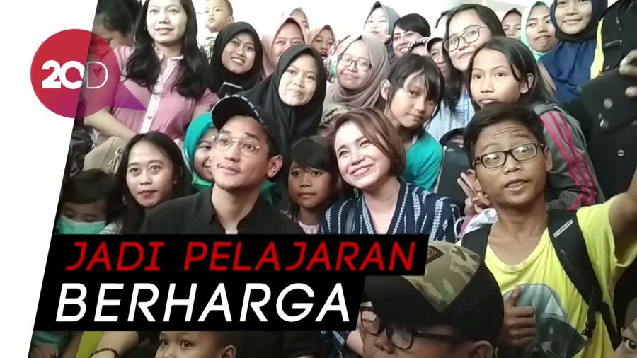 Rayakan Ultah, Afgan Bagikan Kado Spesial Buat Anak-anak