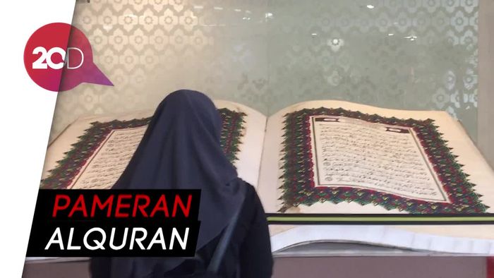 Melihat Pameran 7 Alquran Unik di Blok M