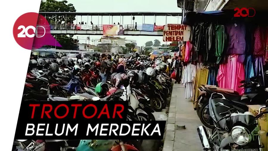 Potret Semrawutnya PKL dan Kendaraan di Jatinegara