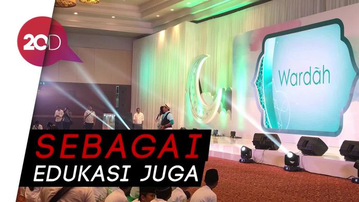 Dewi Sandra Cs Ajak 300 Anak Yatim Keliling Museum TMII