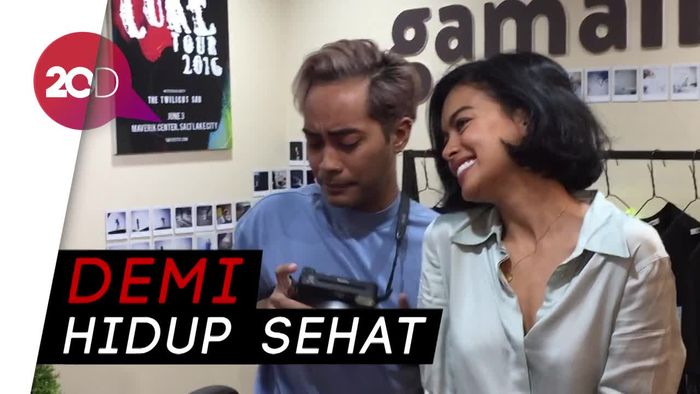 Diet Vegan, Eva Celia Tanam Tanaman Hidroponik Sendiri