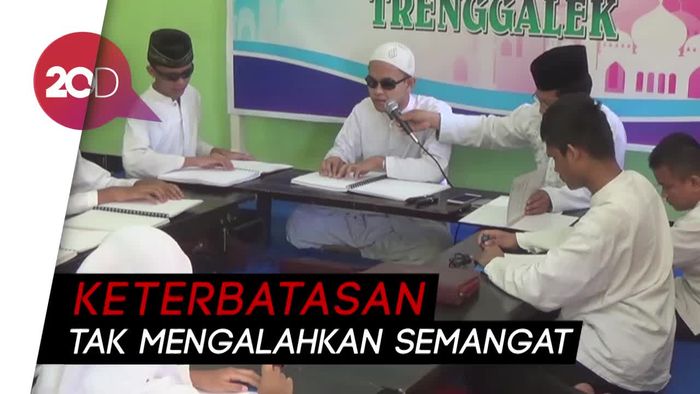 Semangat Siswa Tunanetra Membaca Alquran