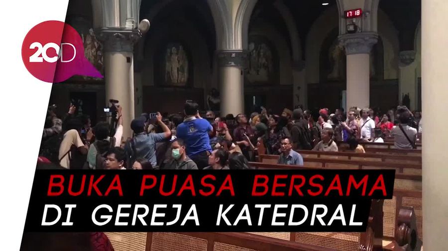 Buka Puasa Bersama di Gereja Katedral